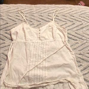 Cute summery tank top.!